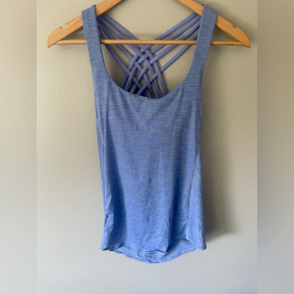 Lululemon tank